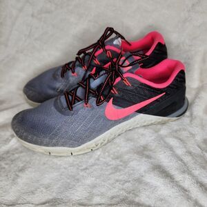 Nike Women Size 12 Metcon Running Shoes Sneakers 849807-004